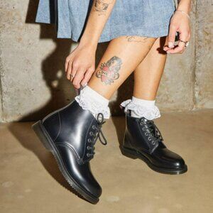 Dr Martens Emmeline 5 Eyelet Polished Smooth Leather Mini Boot Black Size 7